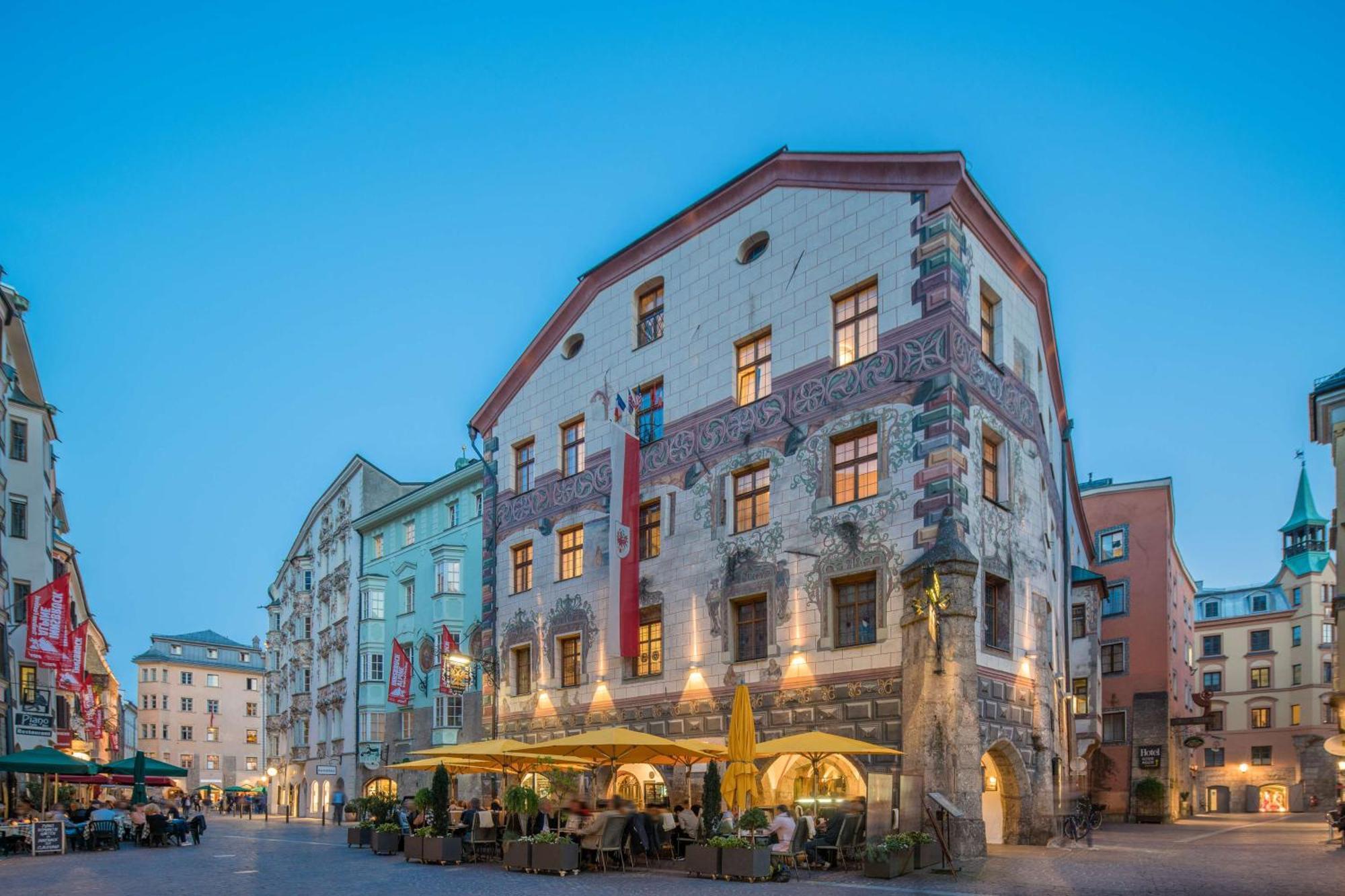 Hotel Goldener Adler, BW Signature Collection Innsbruck Bagian luar foto
